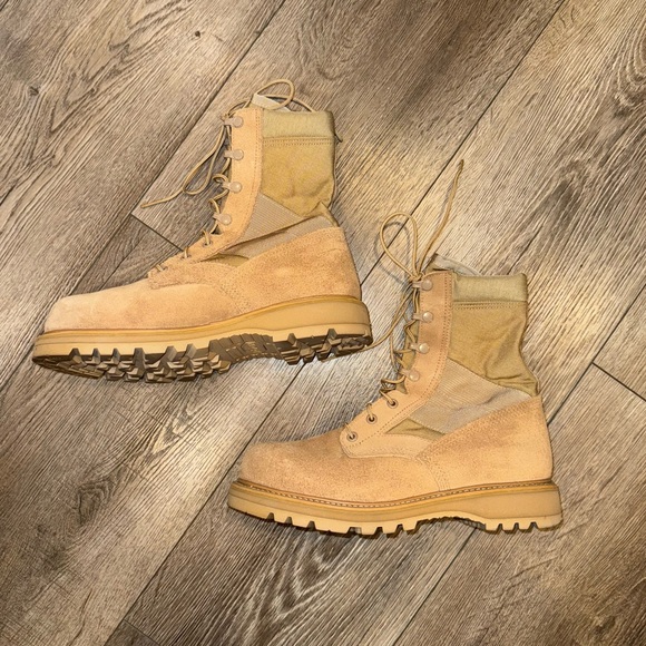 NWOT Men’s Thorogood steel toe boots - Picture 2 of 9